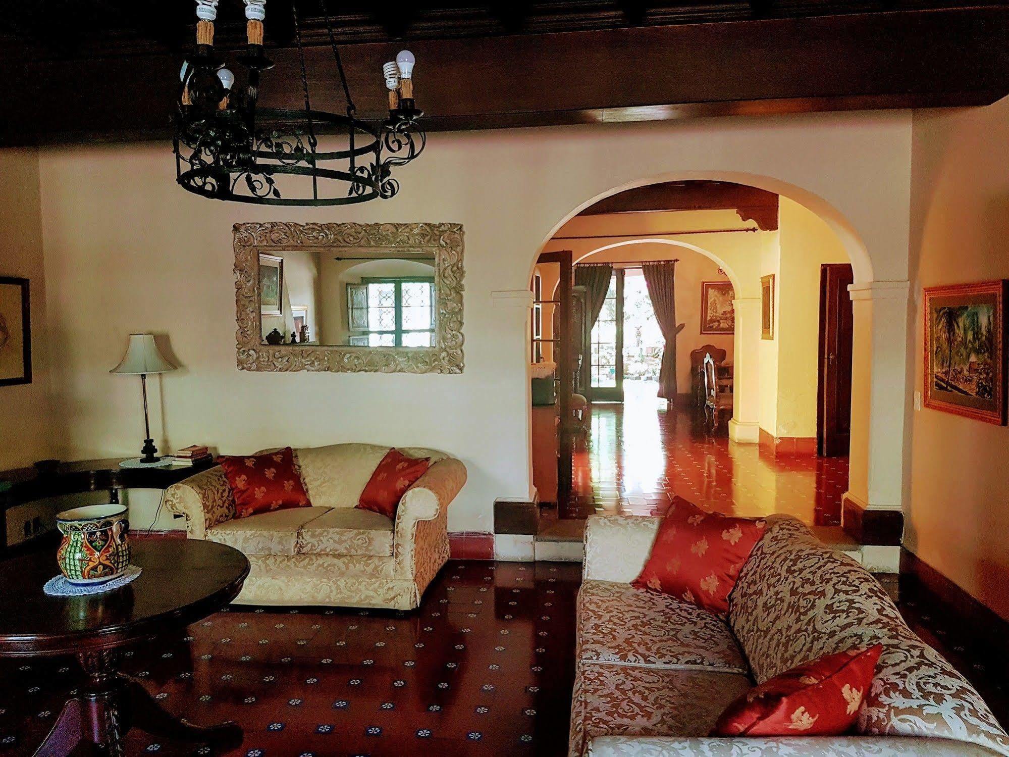 Casa Carmel Bed & Breakfast Guatemala City Ngoại thất bức ảnh