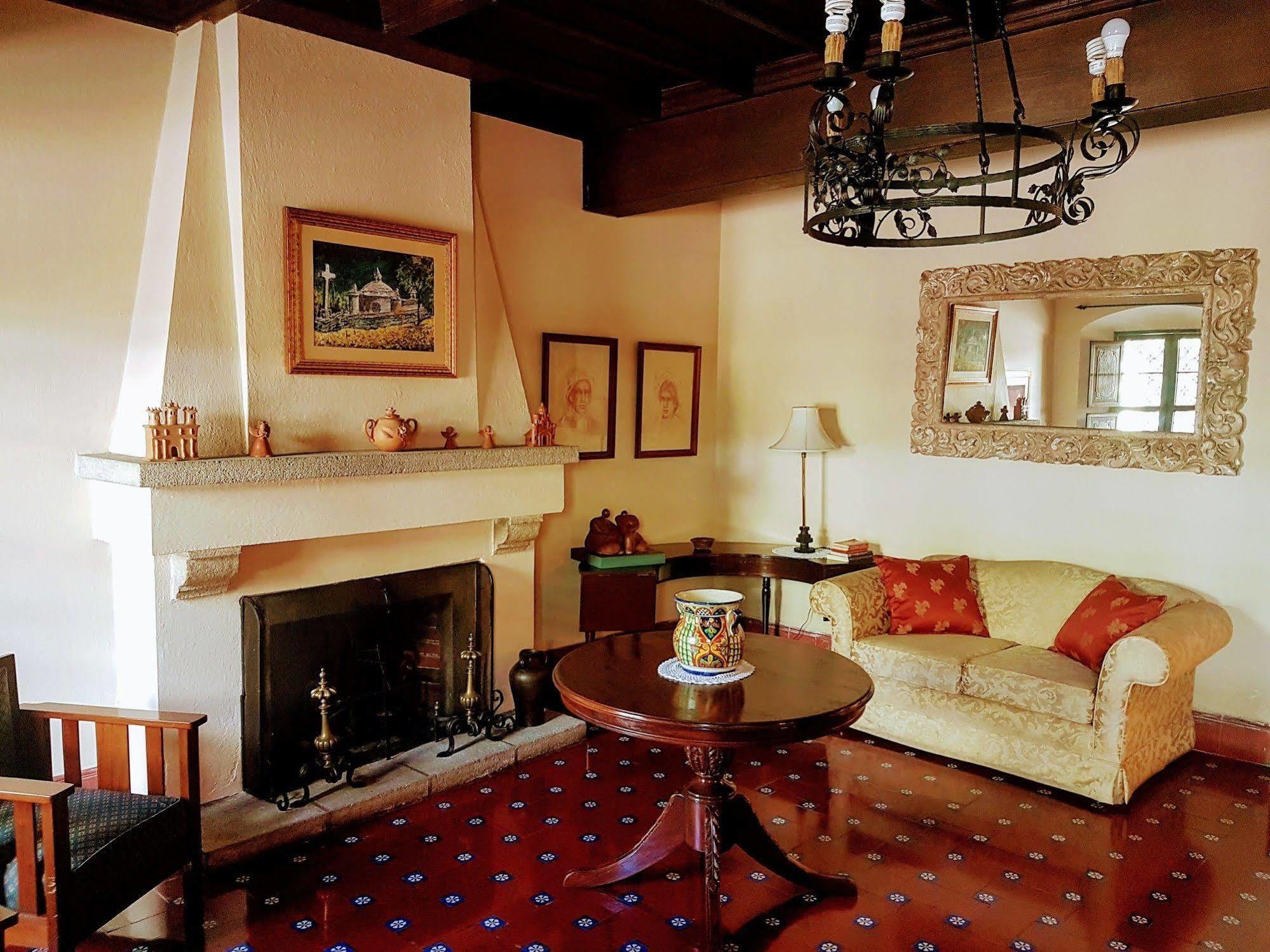 Casa Carmel Bed & Breakfast Guatemala City Ngoại thất bức ảnh